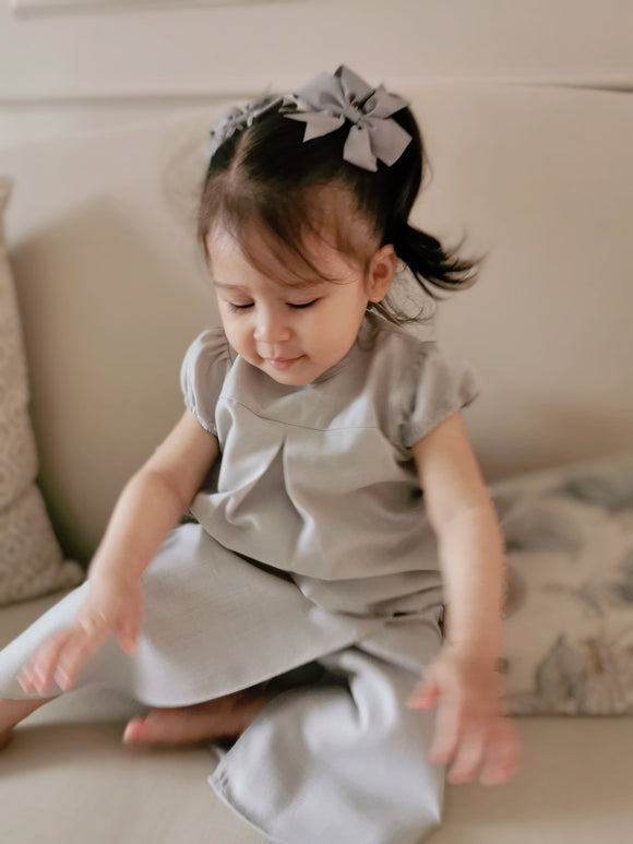 Camille in Light Grey