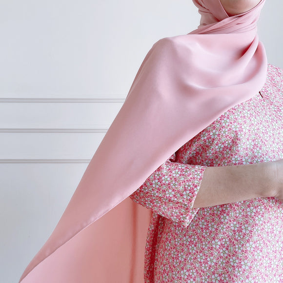 Ibu Fateema in Rose Pink